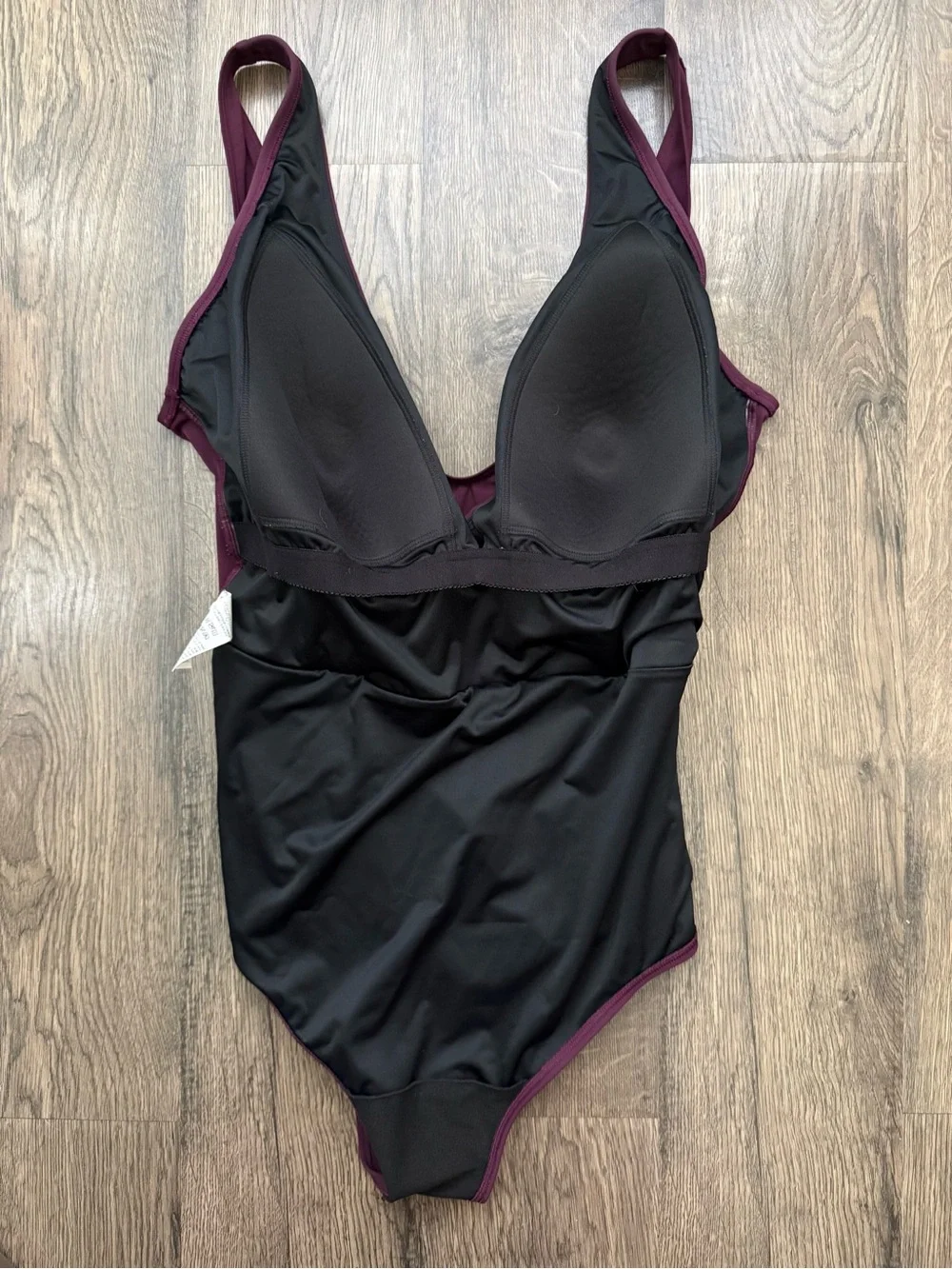 LL Bean Women’s Structured One Piece Shaping Swimwear Size 18